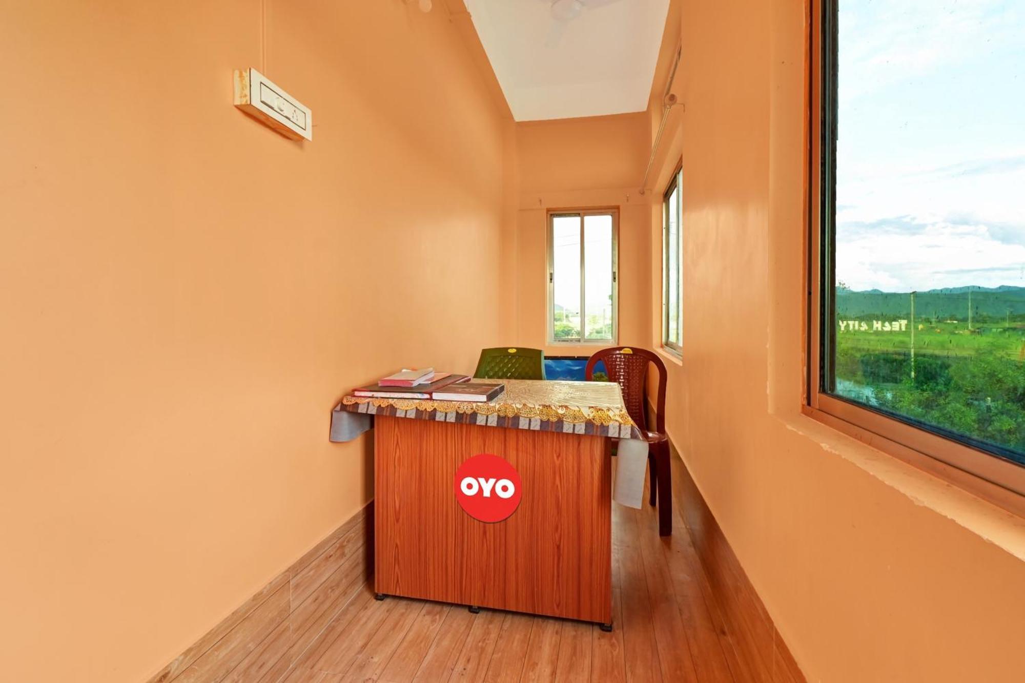 Oyo Flagship The Brahmaputra Homestay Guwahati Dış mekan fotoğraf